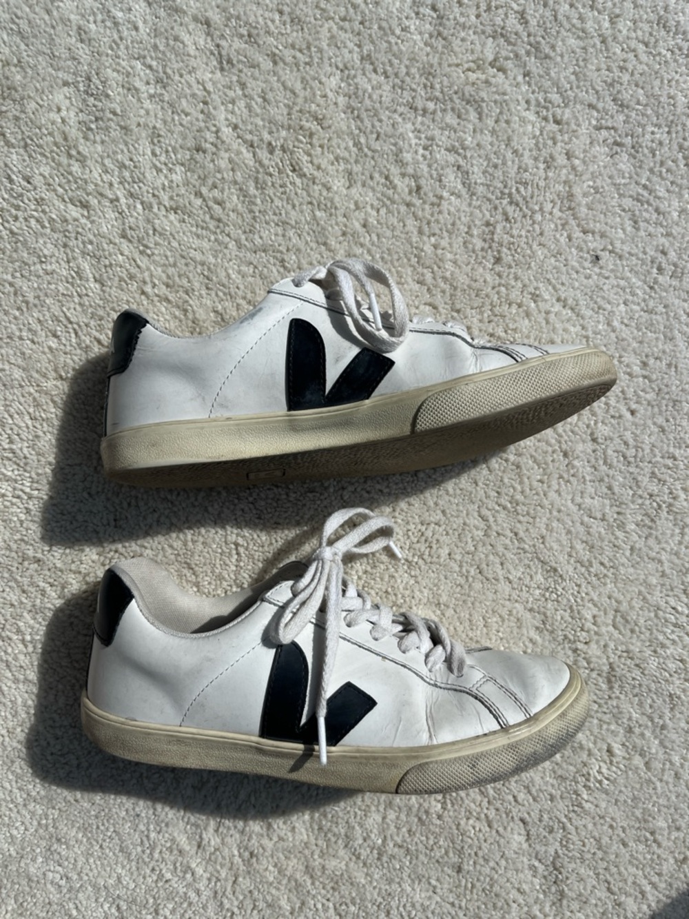 VEJA Sneakers